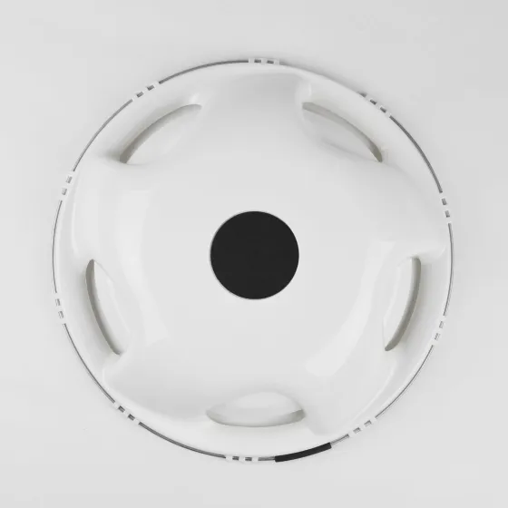 Колпак колеса передний R-19,5 (пластик-белый)