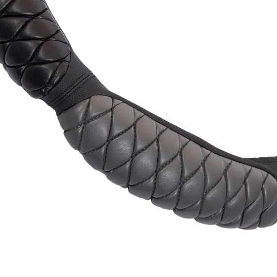 Оплетка на руль СТЕГАНАЯ 47-48cm XXXL универсальная ЧЕРНО-СЕРАЯ